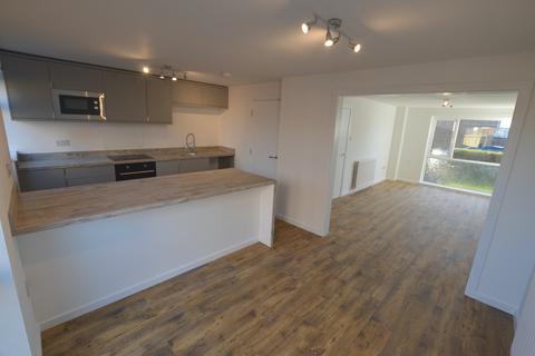 3 bedroom terraced house to rent, Broxburn Close, Wallsend NE28