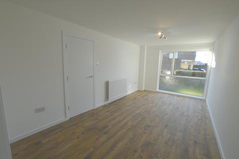 3 bedroom terraced house to rent, Broxburn Close, Wallsend NE28