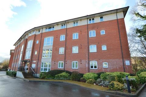2 bedroom penthouse for sale, North Drive, Hatfield