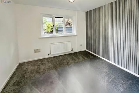 1 bedroom semi-detached bungalow for sale, Darran Park, Neath Abbey, Neath, Neath Port Talbot. SA10 6PX