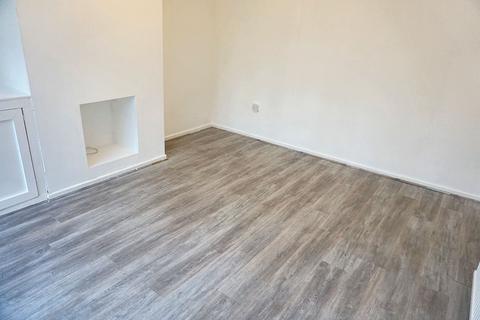 3 bedroom terraced house to rent, Glyn Eiddew, Cardiff CF23