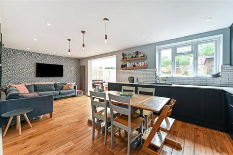 undefined, Hambledon, Hampshire, PO7