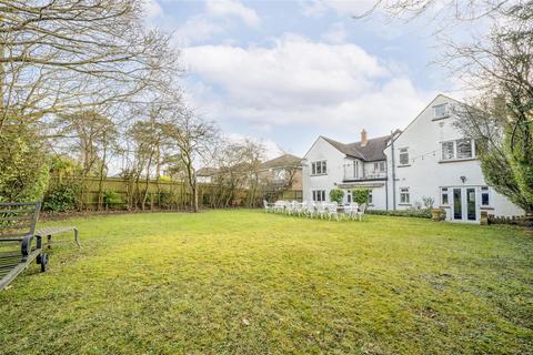 7 bedroom detached house for sale, Chiltern Avenue, Bushey WD23