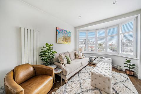 13a Berrylands, London, SW20 9HD