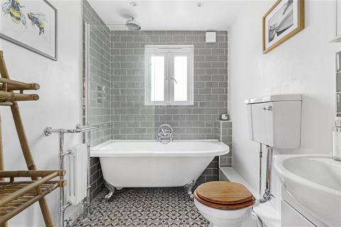 3 Bartlow Road, Linton, Cambridge, CB21 4LY