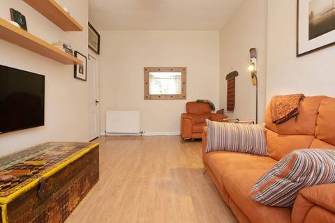 2 bedroom flat for sale, 35D Hercus Loan, Musselburgh, Edinburgh, EH21 6AU