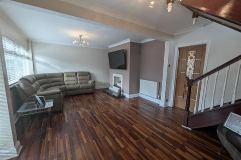 3 bedroom detached house for sale, Malim Road, Darlington