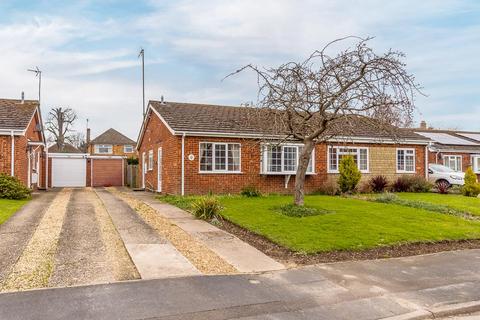 2 bedroom semi-detached bungalow for sale, Chestnut Avenue, Donington, Spalding