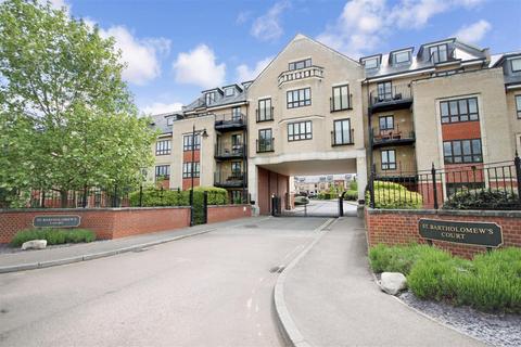 1 bedroom flat for sale, St Bartholomew's Court, Cambridge