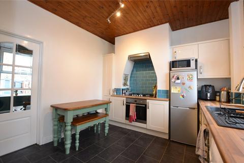 2 Airedale View, Woodlesford, Leeds, LS26 8LU
