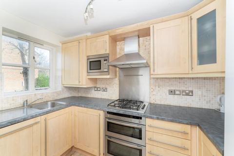 2 bedroom terraced house for sale, Tawny Close, W13