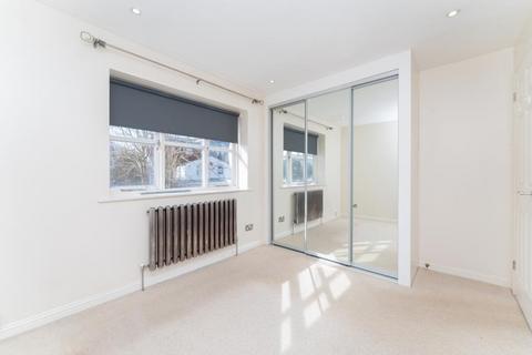 2 bedroom terraced house for sale, Tawny Close, W13