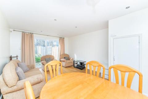 6 Tawny Close, London, W13 9LX