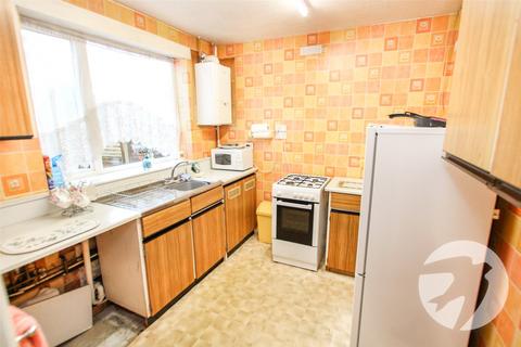 2 bedroom end of terrace house for sale, Morston Gardens, London, SE9