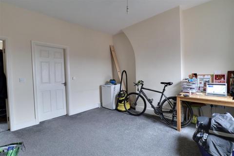 2 bedroom flat for sale, Walthall Street, Crewe