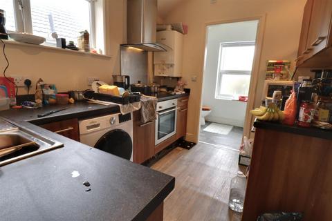 2 bedroom flat for sale, Walthall Street, Crewe