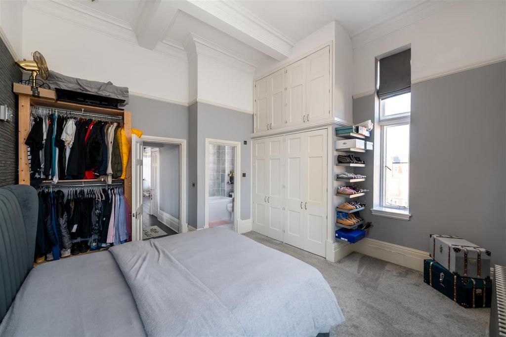 21 Victoria Court internals16.jpg