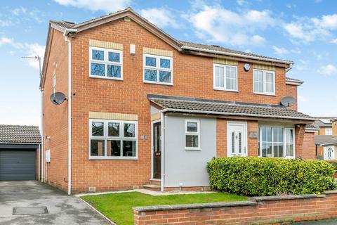 3 bedroom semi-detached house for sale, Poppleton Rise, Tingley