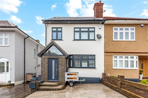 4 bedroom semi-detached house for sale, Victoria Avenue, Romford, RM5