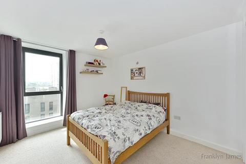 1 bedroom apartment to rent, Connaught Heights, Pontoon Dock, E16