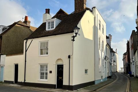 2 bedroom end of terrace house for sale, Middle Street, Deal, Kent, CT14