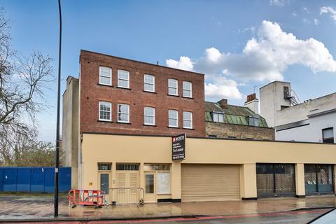 Warehouse to rent, 297 Lewisham High Street, London