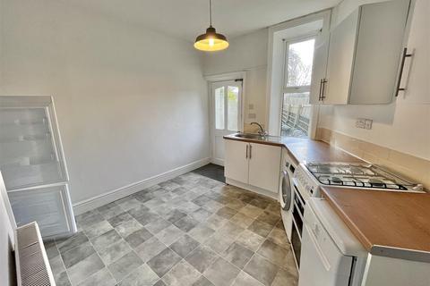 2 bedroom end of terrace house for sale, Hollincross Lane, Glossop