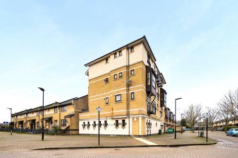 2 bedroom flat to rent, West Lodge, 9 Britannia Gate, London, E16