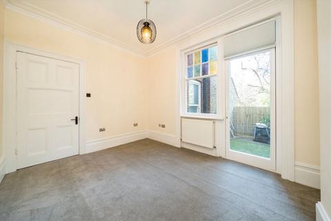 1 bedroom flat to rent, Riggindale Road, London SW16