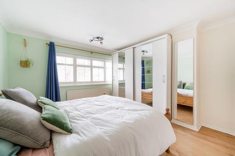 61 Waverley Road, Oxshott, Leatherhead, KT22 0SQ