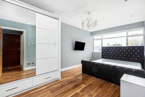 1 bedroom flat for sale, Ovington Gardens, Knightsbridge