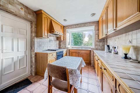 50 Winscombe Way, Stanmore, HA7 3AU