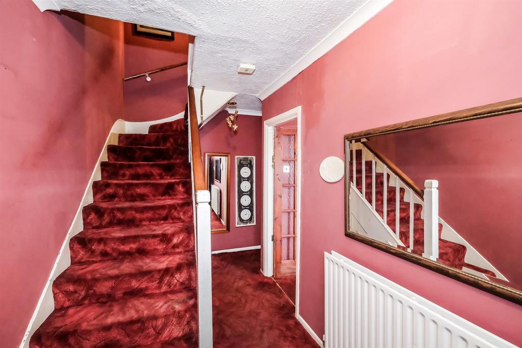 98 Redbridge Lane West-4 web.jpg