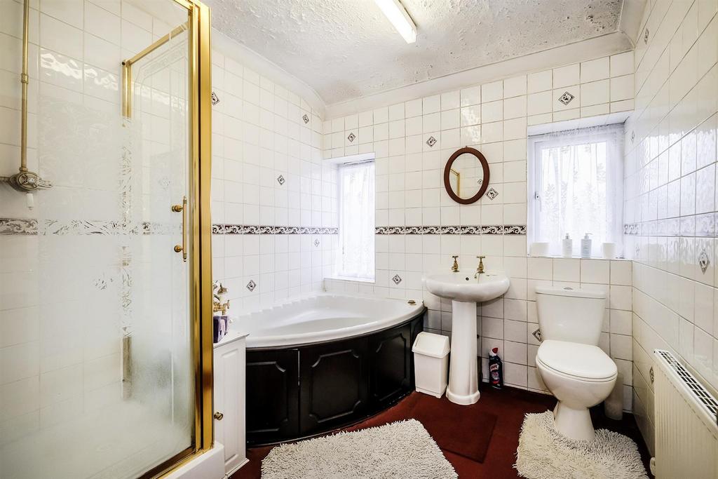 98 Redbridge Lane West-9 web.jpg