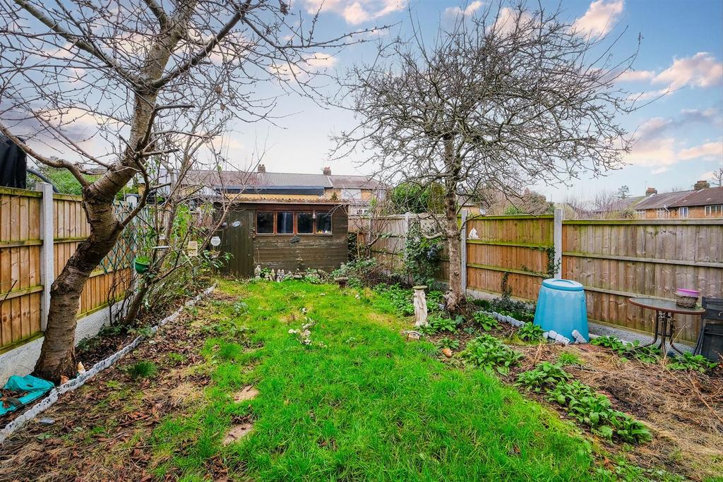 98 Redbridge Lane West-23 web.jpg