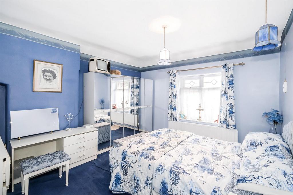 98 Redbridge Lane West-5 web.jpg