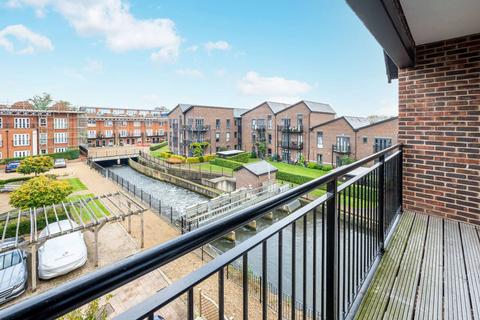 4 bedroom end of terrace house to rent, Old Woking, Old Woking, Woking, GU22
