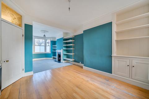 2 bedroom terraced house to rent, Russell Road, London E17