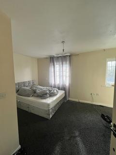 61 Saddlecote Close, Manchester, M8 5QE