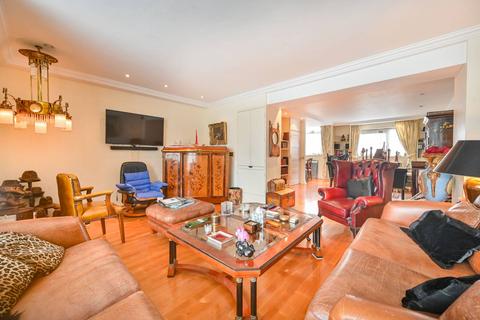 undefined, Woodsford Square, Holland Park, London, W14