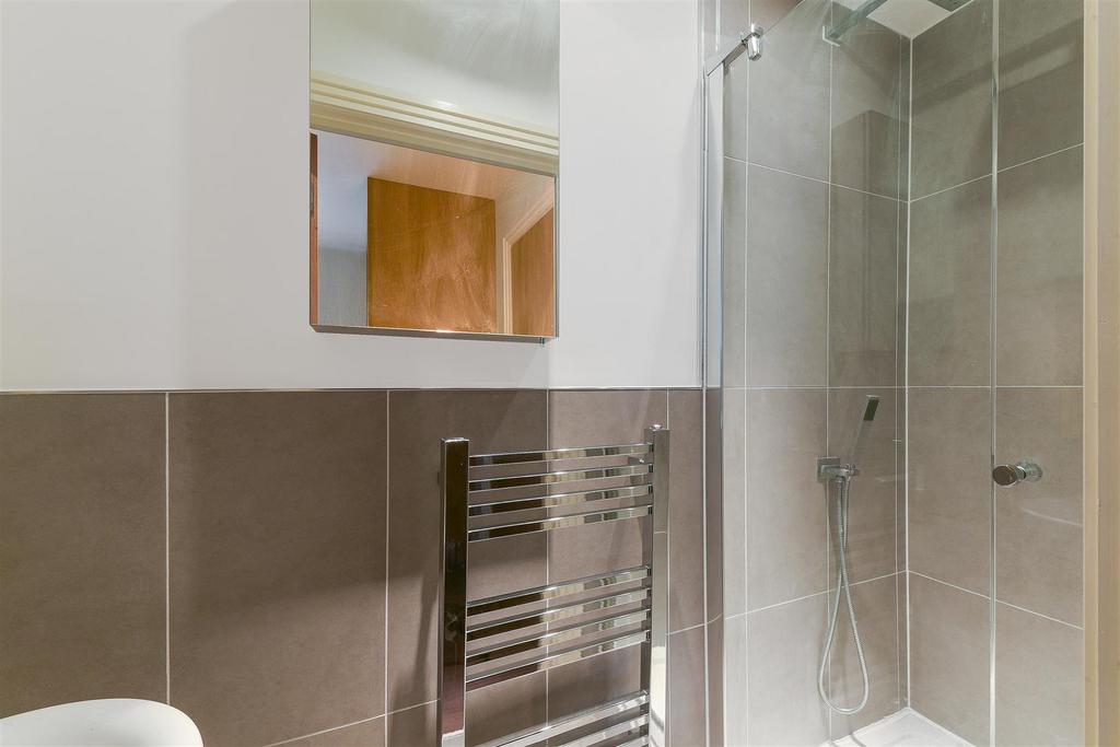 CHIPSTEAD HOUSE, FLAT 8 - (9).jpg