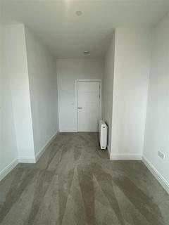 2 bedroom flat to rent, The Factory, Memorial Avenue, Slough, Slough