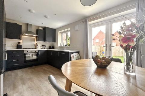 3 bedroom semi-detached house for sale, Smithy Close, Blunsdon, Swindon, SN26