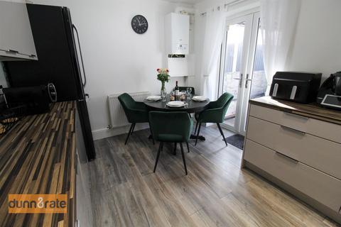 62 Berwick Road, Stoke-on-trent, ST1 6EP