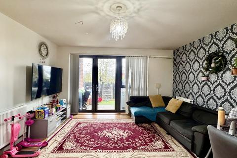 2 bedroom flat for sale, Rudderstock House, Havelock Road, Southall, UB2