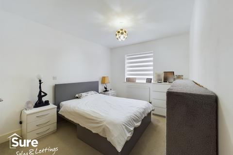 2 bedroom flat for sale, Rose Lane, Nash Mills Wharf, Hemel Hempstead, Hertfordshire, HP3