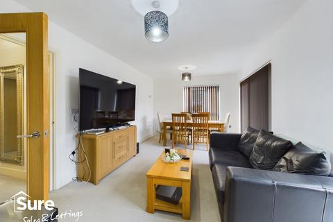 2 bedroom flat for sale, Rose Lane, Nash Mills Wharf, Hemel Hempstead, Hertfordshire, HP3