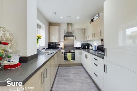 2 bedroom flat for sale, Rose Lane, Nash Mills Wharf, Hemel Hempstead, Hertfordshire, HP3