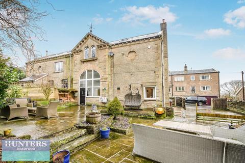 6 bedroom semi-detached house for sale, Lane Side, Queensbury, Bradford, West Yorkshire, BD13 1NE