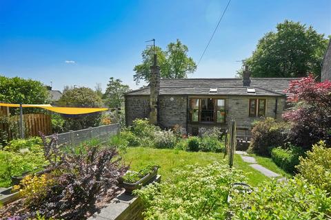 4 bedroom detached house for sale, Burnley Road, Halifax